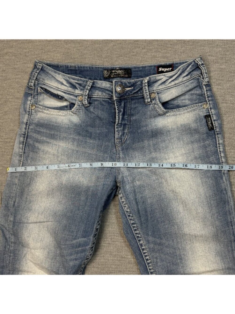 Silver Suki High Capri Jeans Womens Size W30/L22.5 Blue Denim Super Stretch - Picture 10 of 14